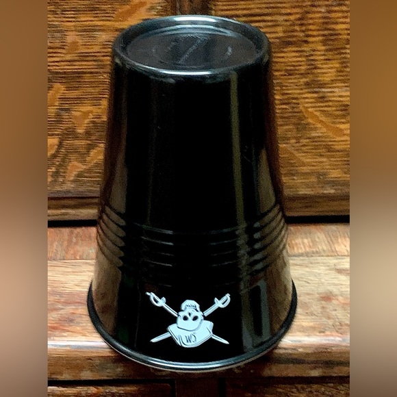 Officially Licensed Captain Morgan Rum Skull & Crossbones Pirate Plastic Glass - Picture 7 of 12